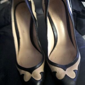 Gianvito Rossi Black Leather/ Beige Suede Pump